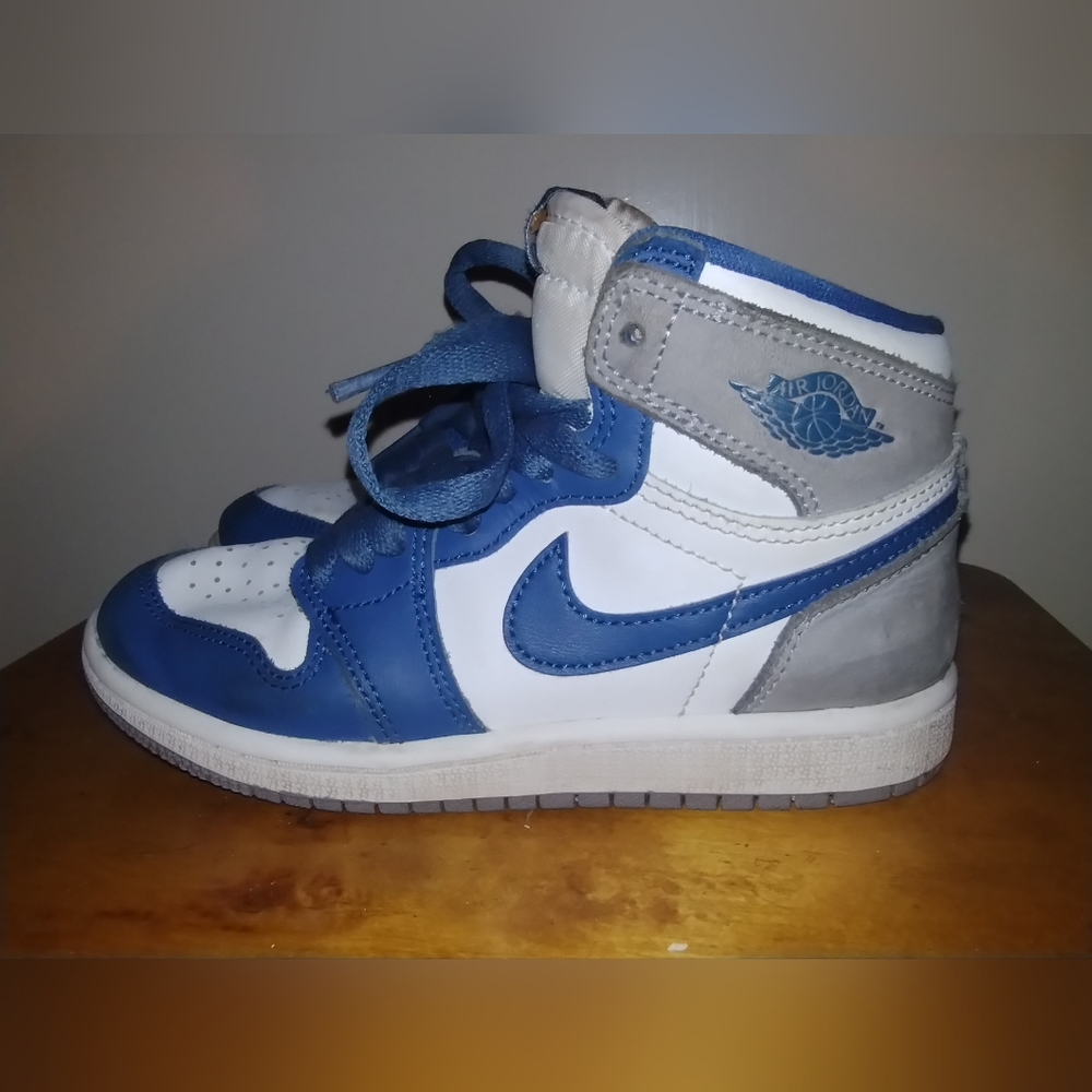 Jordans 1 Retro OG High True Blue 13C